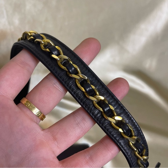 💕SOLD💕Chanel black quilted leather vintage belt bag bum bag - Picture 6 of 16